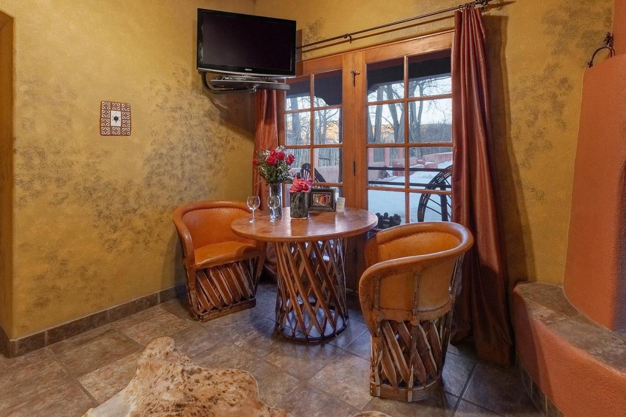 Adobe And Pines Inn Bed And Breakfast Ranchos de Taos Exterior foto